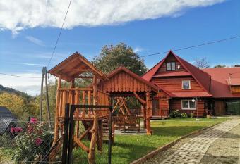 Dom na Smyrakach has Balcony rooms