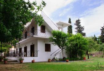 Drivas Apartments has Balcony rooms