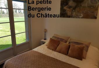 Ch  teau des Lumi  res G  te et g  te insolite has Balcony rooms