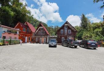 AS Resto,Caf   & Hotel Mitra RedDoorz has Balcony rooms