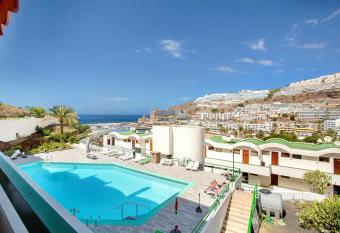 Seaside Vista Residences has Balcony rooms