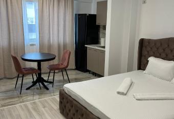 Pollux Residence Militari ap 94 allows 18 year olds to book a room