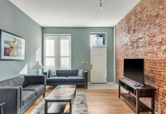 Settle in Historic Soulard 6 entire apartments allows 18 year olds to book a room