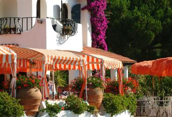 Hotel Cala di Mola has Balcony rooms