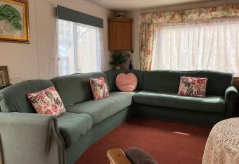 2 bedroom static caravan has Balcony rooms