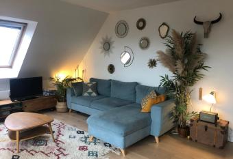 T3 au c  ur du village olympique has Balcony rooms