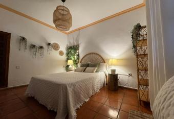 Garden Suites Xativa has Balcony rooms