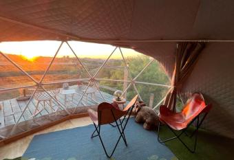 Sunset Dome ~ Outdoor Shower/Composting Toilet has Balcony rooms