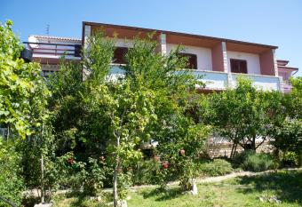 Apartments Slavica has Balcony rooms