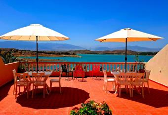 le studio du lac has Balcony rooms