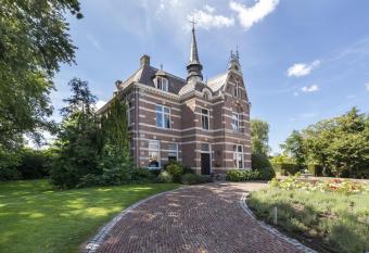 B&B Villa van Voss allows 18 year olds to book a room