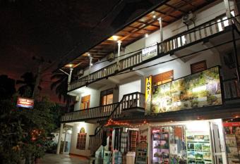 Sunny Mood Guest House has Balcony rooms