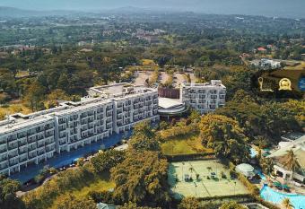 R Hotel Rancamaya has Balcony rooms