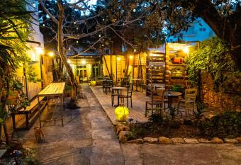 Chania Hostel allows 18 year olds to book a room