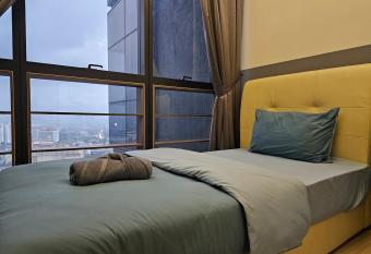 Icon Residenz @ Icon City Petaling Jaya has Balcony rooms