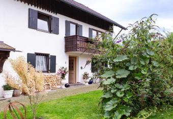 Bei den Hartmanns has Balcony rooms