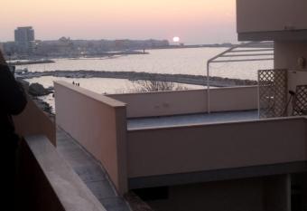 Il Faro rosso allows 18 year olds to book a room