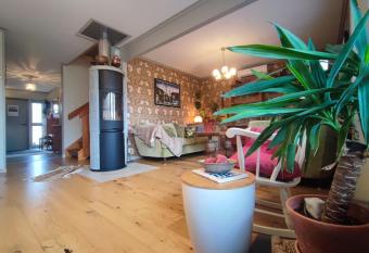 Villaidyll i Svanesund n  ra havet has Balcony rooms