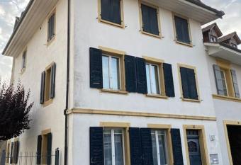 2 1/2-Zi-Wohnung (Bijou im Stadtzentrum) allows 18 year olds to book a room