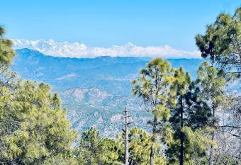 HP3 Homestay Ranikhet has Balcony rooms