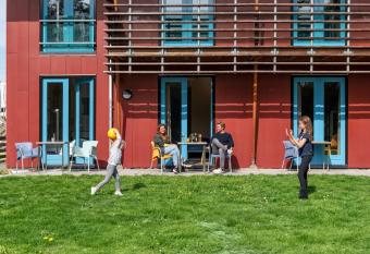 Stayokay Hostel Texel has Balcony rooms
