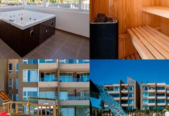 EL PORTAL DE ALGORRO, V REGION,VALPARAISO has rooms with a private hot tub