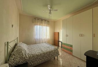 Casa della Nonna appartamento 2 camere da letto a Certaldo has Balcony rooms