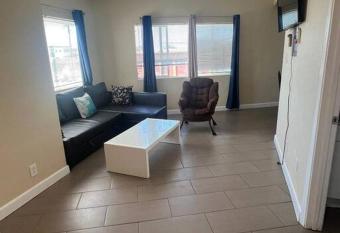 Luxury apartment in Oakland allows 18 year olds to book a room