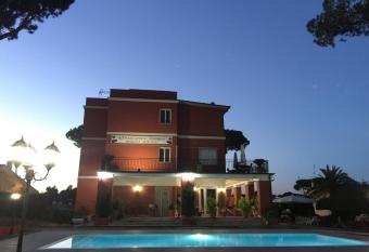 Affittacamere Campus Trigoria has Balcony rooms