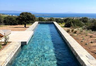 Egeo Paros allows 18 year olds to book a room