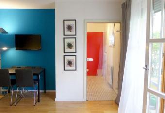 Apartment Blue Regensburg has Balcony rooms