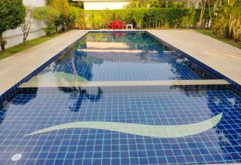 F&F Mae Phim Villa Rayong has Balcony rooms