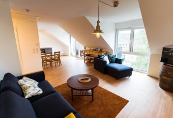 Ferienwohnung Weitblick Koblenz has Balcony rooms