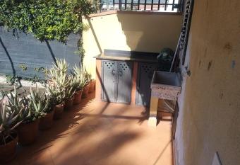 Casa Etna Mare has Balcony rooms