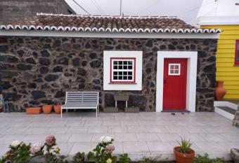 Casa do Po  o - Casinha has Balcony rooms