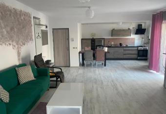 RMS Residence has Balcony rooms