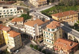 Hotel Galleano has Balcony rooms
