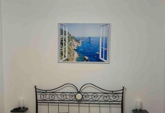 Casa La stellina allows 18 year olds to book a room