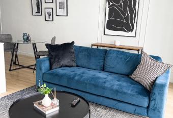 ERL Ellipse Waterfall. allows 18 year olds to book a room