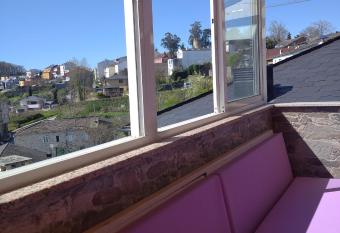 A Traves  a Dos So  os, Pedreiras has Balcony rooms