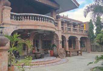 Mount Pinatubo Base Camp at Balai Hermogina has Balcony rooms