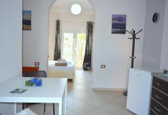 Pogradec Sunilio Apartment has Balcony rooms