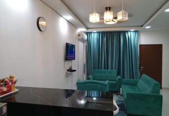 Iyad Guest House has Balcony rooms