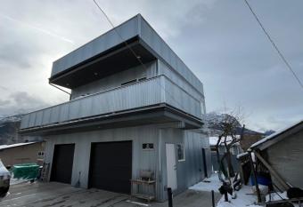 Ravens End has Balcony rooms