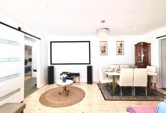 French Provincial cottage in the hidden gem Seaford has Balcony rooms