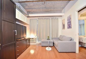 Stylish Urban Loft Downtown allows 18 year olds to book a room