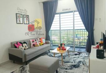 CR Fun Palace Homestay BSP21 has Balcony rooms