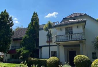 Garden Court allows 18 year olds to book a room