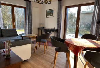 Urlaub im Gr  nen has Balcony rooms