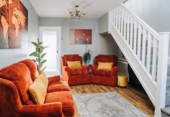 No.10 Bristol has Balcony rooms